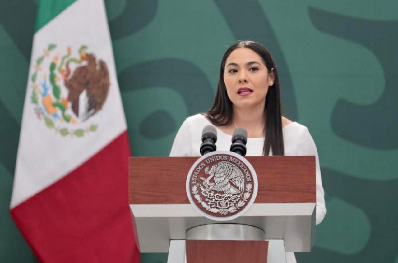 Indira Vizcaíno, gobernadora de Colima