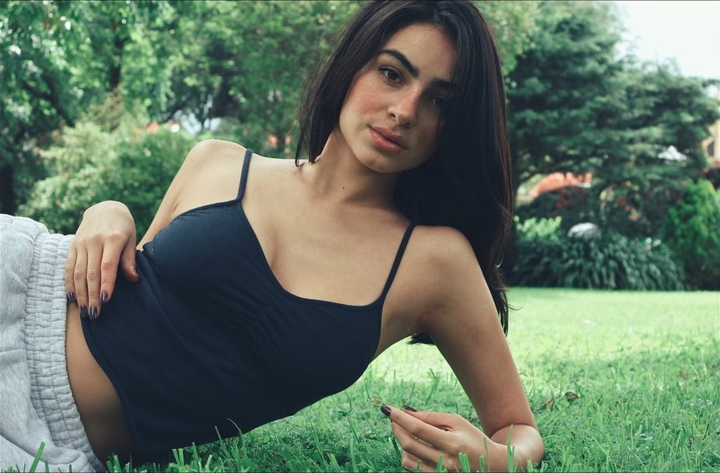 ¿Quién es Valentina Buzzurro? La actriz que se anda besando con Eduardo Capetillo Jr