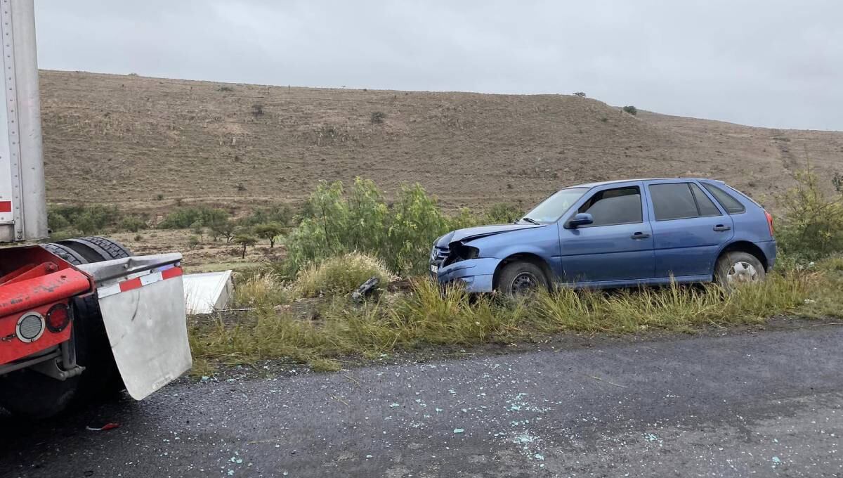 Choque en la carretera San Felipe-Villa de Reyes