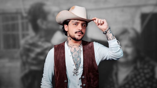 Christian Nodal reaparece con sus abuelos en medio de rumores familiares