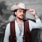 Christian Nodal reaparece con sus abuelos en medio de rumores familiares