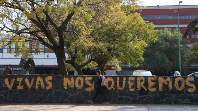 Pinta dentro de Ciudad Universitaria.
