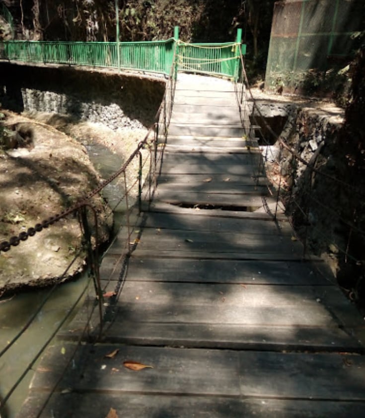 Así era el puente de Paseo Ribereño en Cuernavaca.