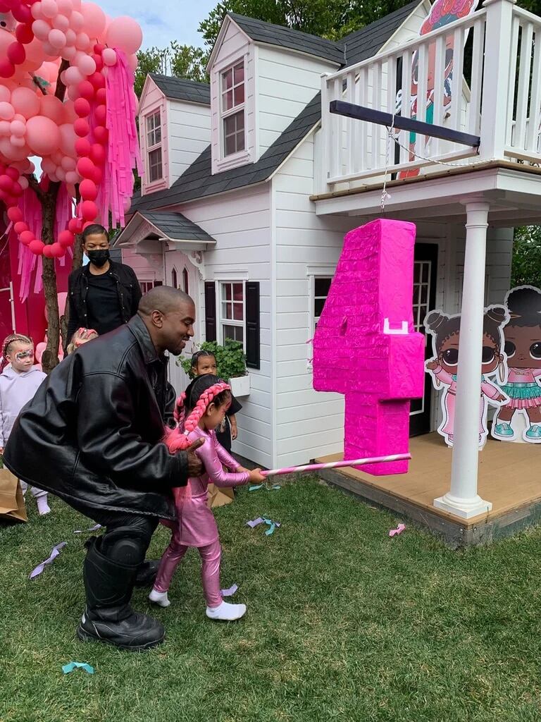 Kanye West en cumpleaños de su hija Chicago