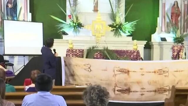 réplica de Sábana Santa es exhibida en iglesia de Saltillo