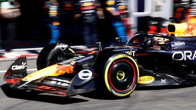 Checo Pérez quedó en la séptima posición en el GP de Bélgica tras la eliminación de George Rusell