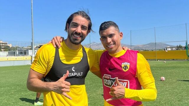 Rodolfo Pizarro y Orbelín Pineda.