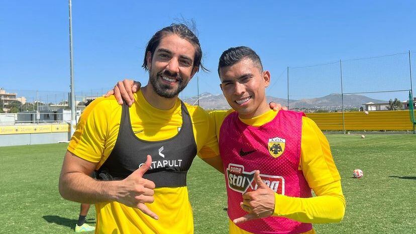 Rodolfo Pizarro y Orbelín Pineda.