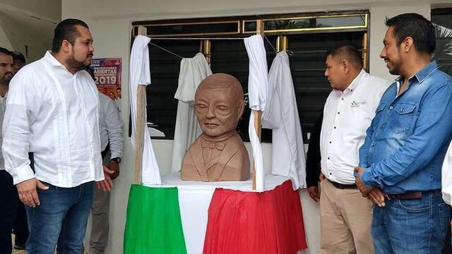 La escultura fue develada en el municipio de San Antonio, en San Luis Potosí.