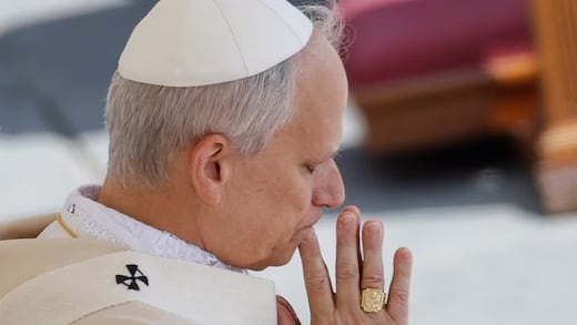 Papa León XIV califica de “inaceptable” amenaza de Trump contra Irán