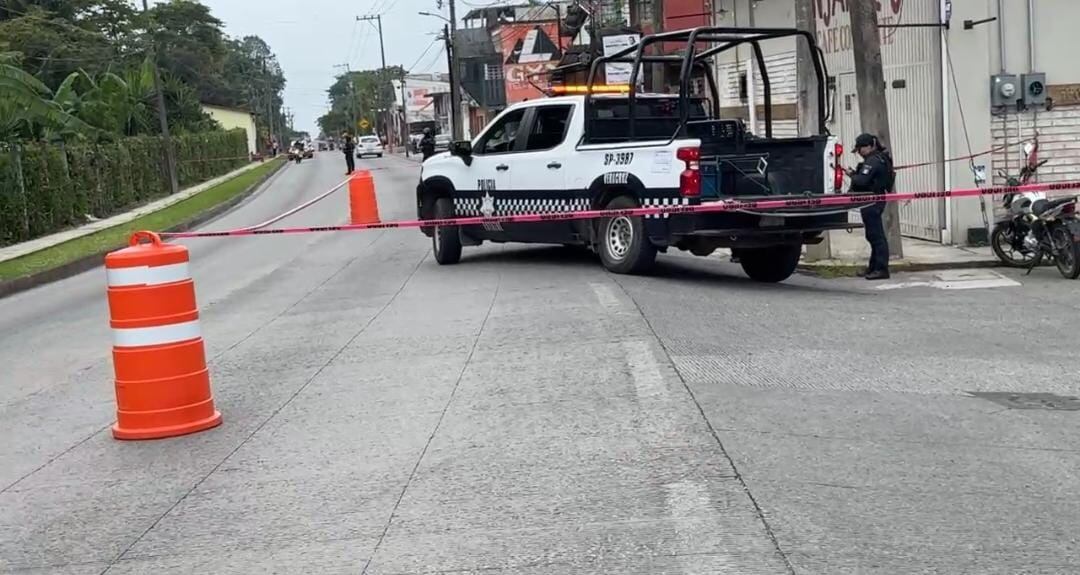 Hombre caminaba con cabeza humana en Coatepec, Veracruz