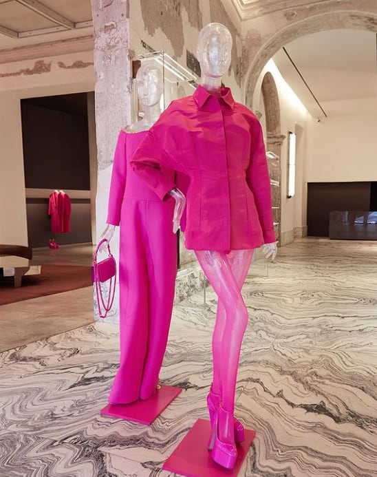 Rosa fucsia para otoño 2022