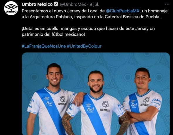 Playera de local del Club Puebla