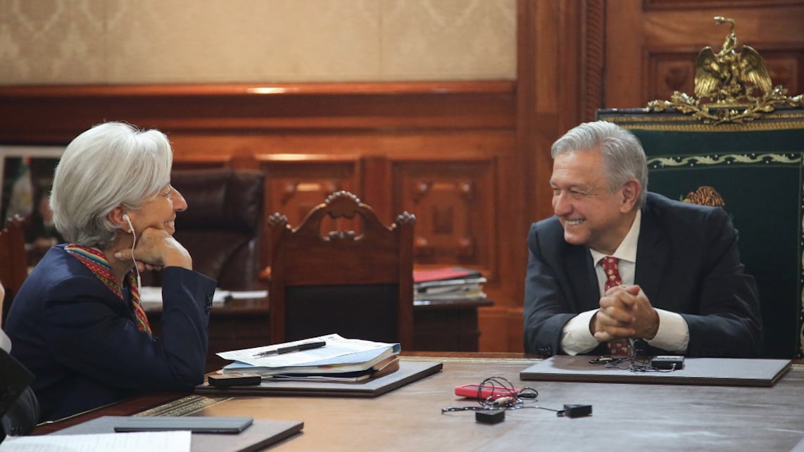 Conversan AMLO y Christine Lagarde, directora del FMI