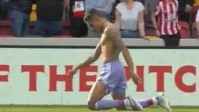 Raphinha pidió disculpas a los aficionados del Leeds por estar cerca de descender.