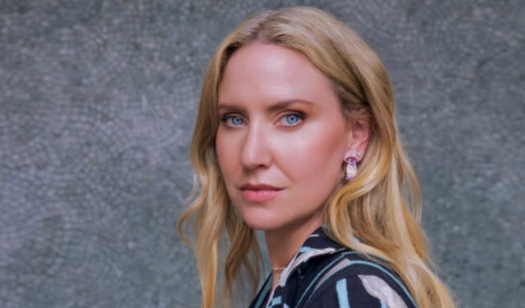 Stephany Hollihan, esposa de Michele Sensi-Contugi