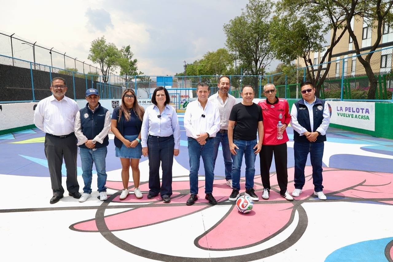 Giovani Gutiérrez inaugura canchas rehabilitadas en Coyoacán.