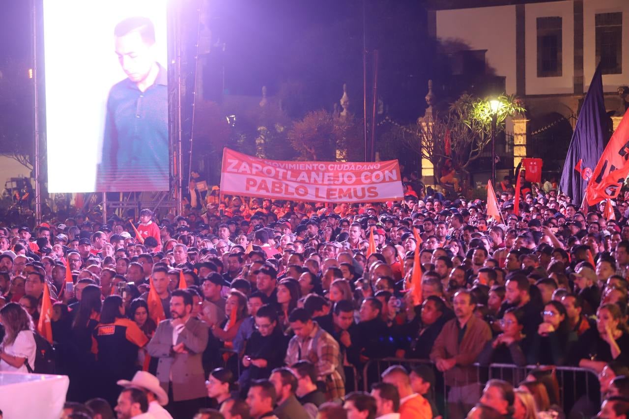 Pablo Lemus arranca campaña en Plaza de Las Américas