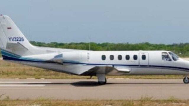 Avión oficial de Venezuela aterriza de emergencia Colombia
