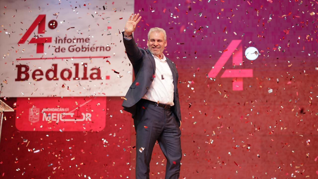 Alfredo Ramírez anuncia modernización de carretera El Sauz-La Rinconada durante su informe regional en Zamora