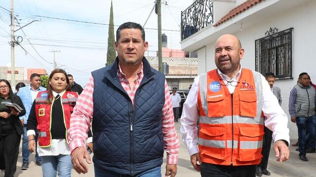 Diego Sinhue Rodríguez supervisa obras por el campo de Silao
