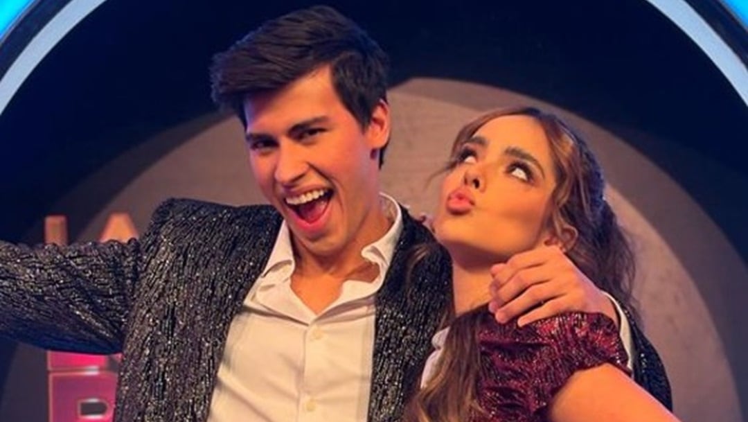 Alana Lliteras y La Divaza