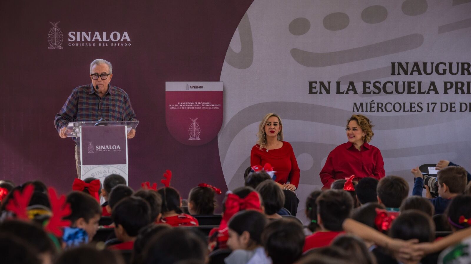 Rubén Rocha inaugura obras de infraestructura educativa en primaria Álvaro Obregón