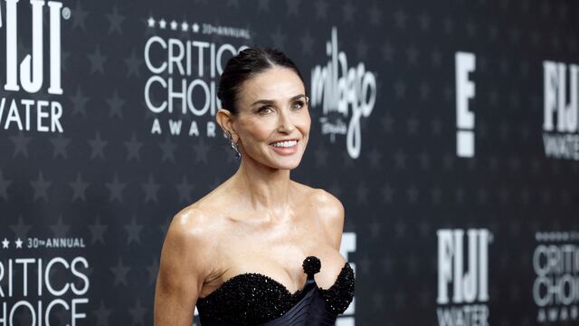 Demi Moore en los Critics Choice Awards 2025