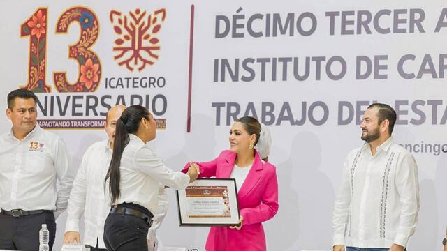 Evelyn Salgado celebra el 13 Aniversario del ICATEGRO.