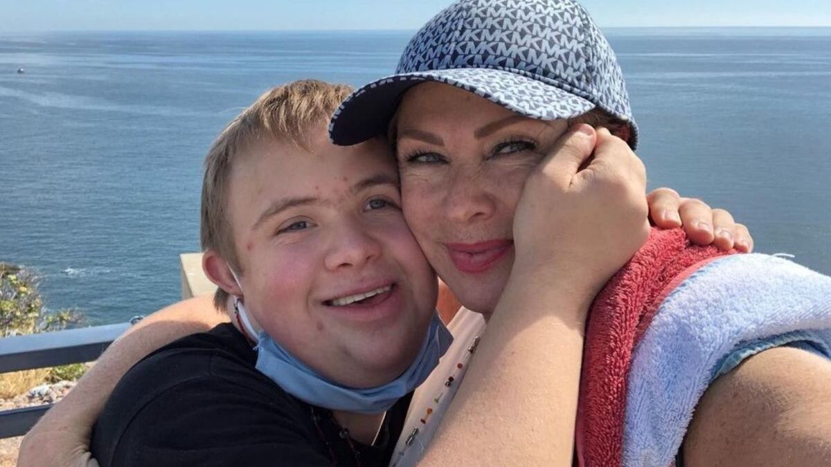 Luciano, hijo de Leticia Calderón, debutó como actor en “El Amor Invencible” y lo hizo como profesional (VIDEO)