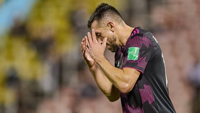 Héctor Herrera con la Selección Mexicana