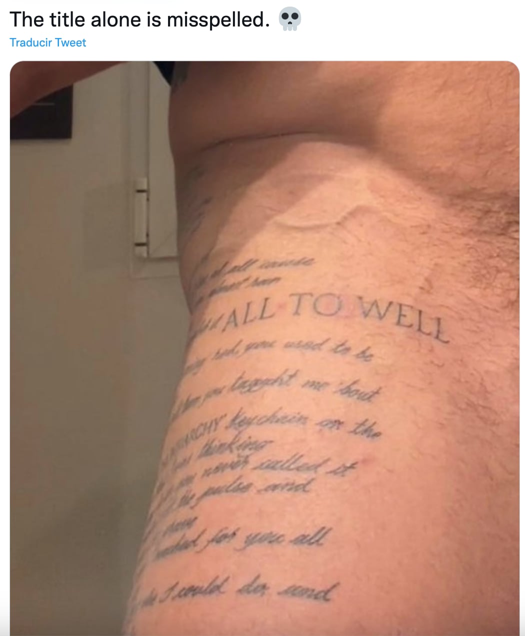Fan de Taylor Swift se hace tatuaje de la letra de All Too Well, la versión de 10 minutos