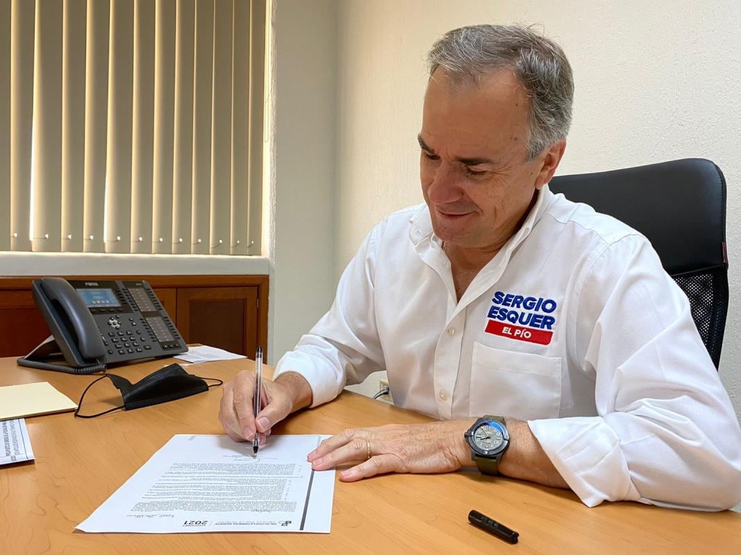 Sergio Esquer Peiro, empresario sinaloense, hizo públicas sus intenciones de contender por una senaduría