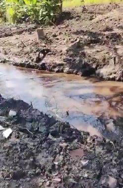 Alerta en Veracruz: derrame surge en un pozo que llevaba años inactivo