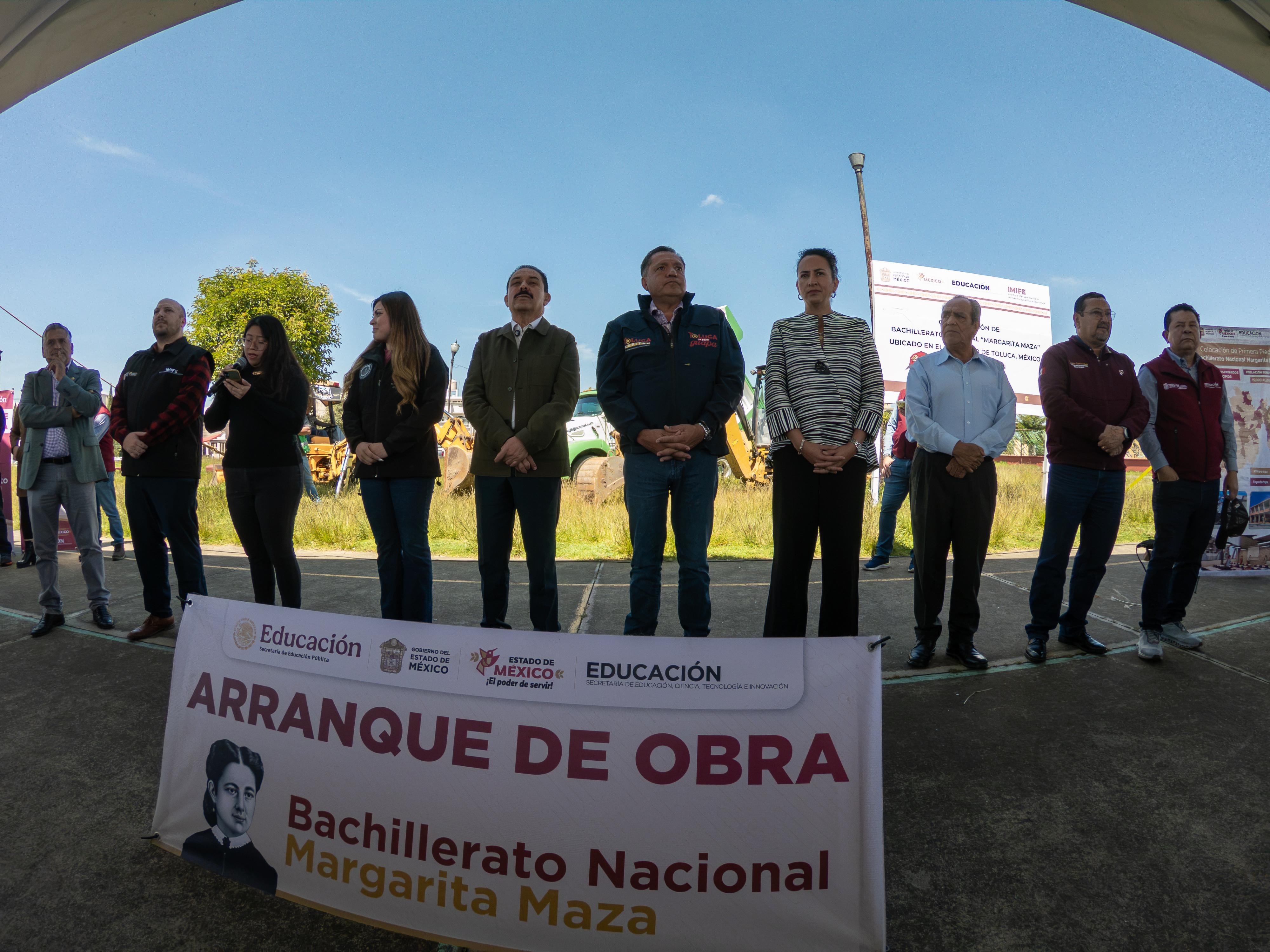 Ricardo Moreno coloca primera piedra de Preparatoria Bachillerato Nacional en San Pablo Autopan.