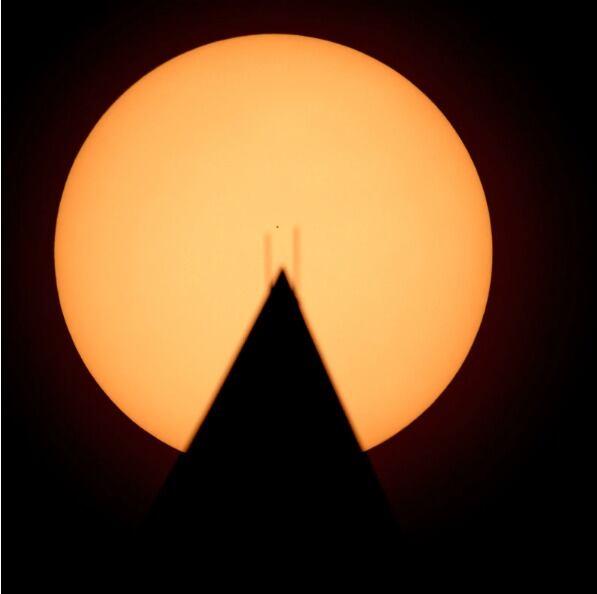 Mercurio frente al Sol