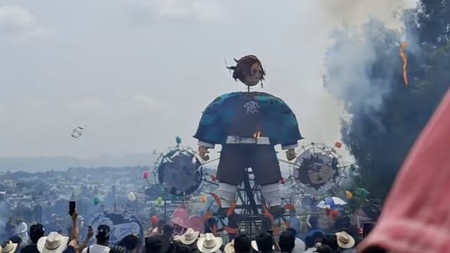 Tanjiro Kamado de Demon Slayer en la Quema de Panzones de Cholula