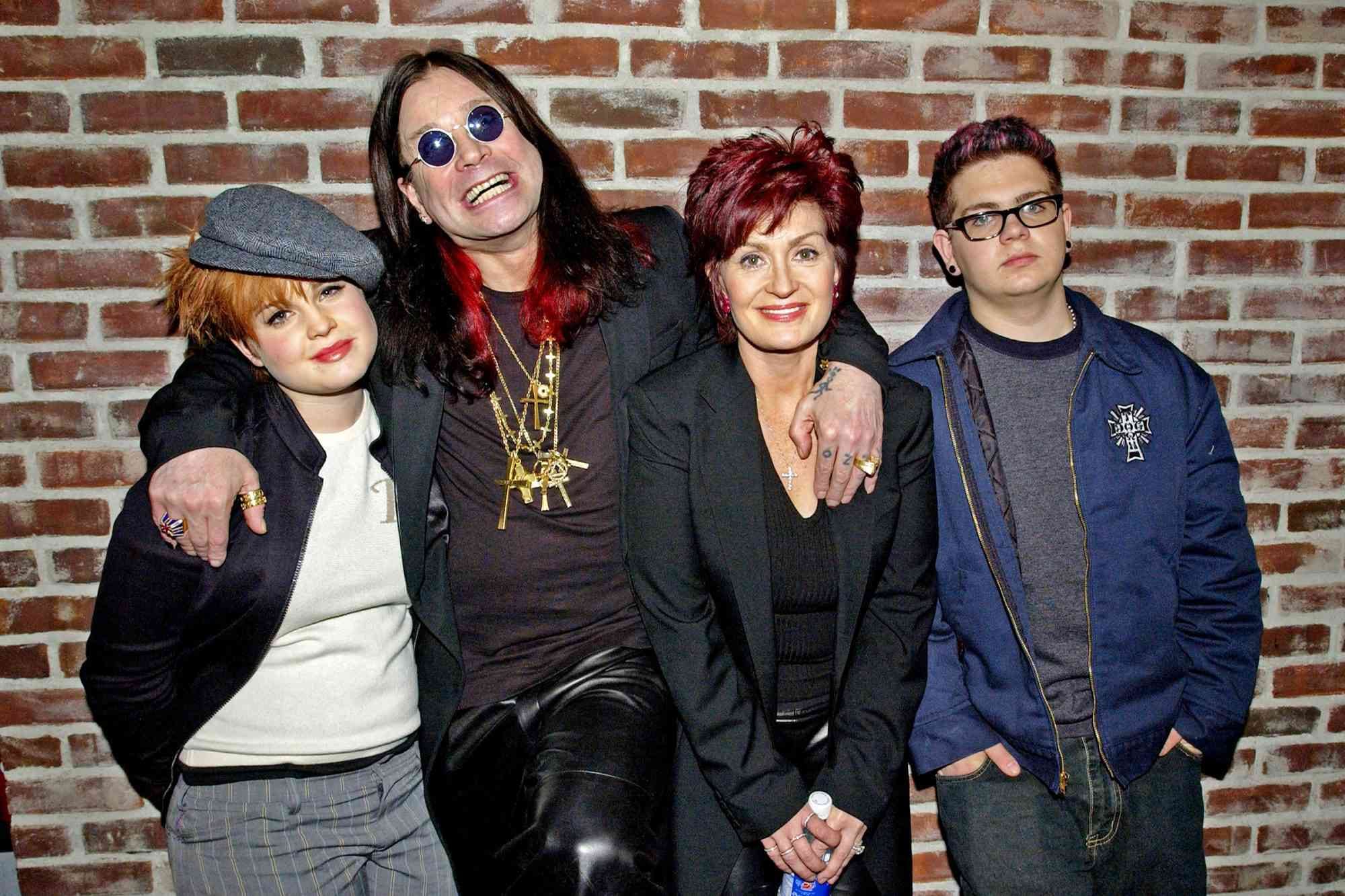 ¿Dónde ver The Osbournes en español desde México? El reality show de Ozzy Osbourne y su familia que nos regaló sus mejores momentos