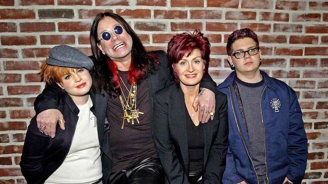 ¿Dónde ver The Osbournes en español desde México? El reality show de Ozzy Osbourne y su familia que nos regaló sus mejores momentos