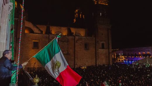 Abuchean a David Monreal en Zacatecas por arenga “¡Viva la Cuarta Transformación!” durante Grito en Zacatecas