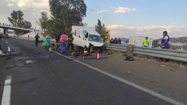 Accidente en carretera Morelia-Salamanca deja 4 heridos; conductor manejaba en sentido contrario