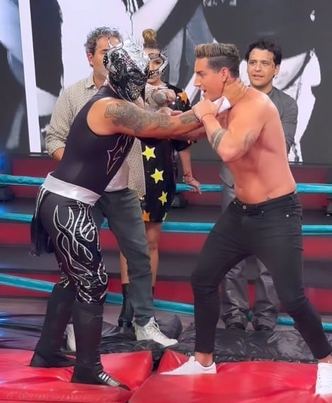 Christian Nodal en Hoy