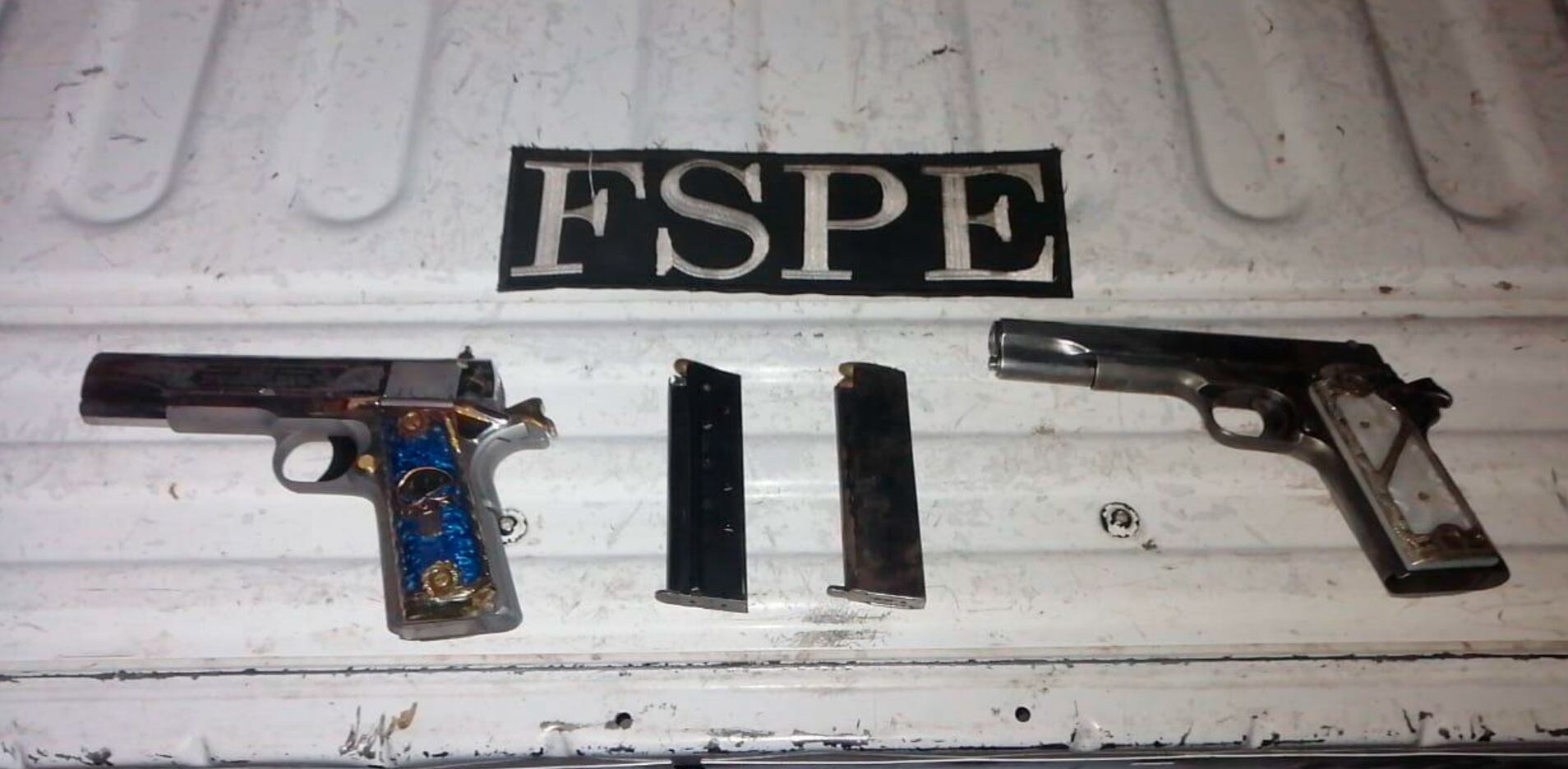 Las armas aseguradas.