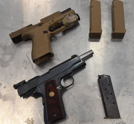 pistolas que le fueron decomisadas a Yeishi Moriya Villaseñor/aduana de Estados Unidos