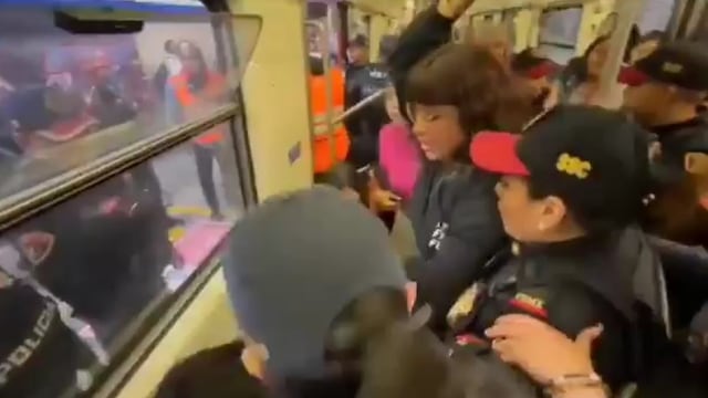 Metro CDMX: Video de Adris Tlacuache, mamá cuentacuentos