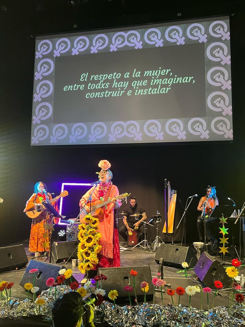 Andrea Echeverri en el Centro Cultural de España. Presentó "Ruiseñora" por el Día internacional de la Mujer 2025