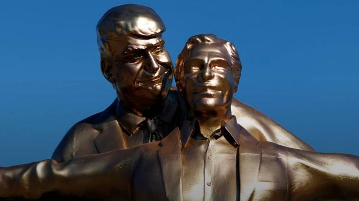 Instalan polémica estatua de Trump y Epstein en el Capitolio