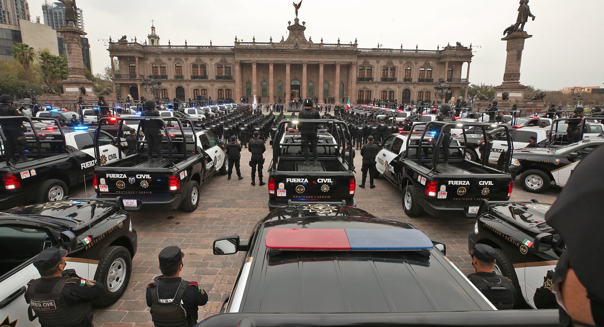 Patrullas de Fuerza Civil