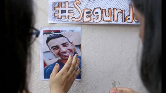 El joven estudia la carrera de Negocios Internacionales