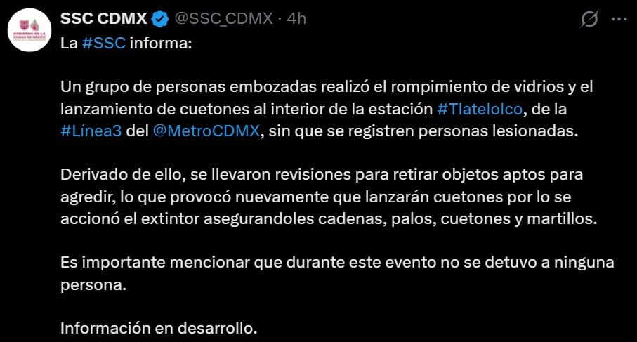 Encapuchados atacan vallas de Palacio Nacional durante protestas del 2 de octubre